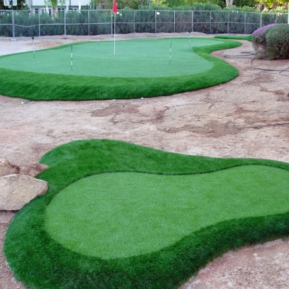 At Home Putting Greens & Synthetic Grass in Buttonwillow, California