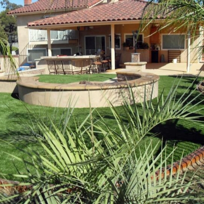Fake Grass, Synthetic Lawns & Putting Greens in Montclair, California