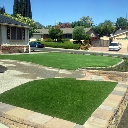 Home Putting Greens & Synthetic Lawn in Desert View Highlands, California