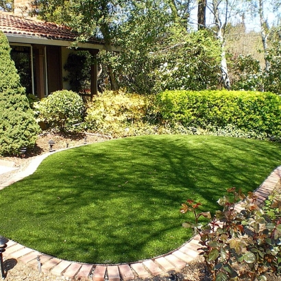 Synthetic Grass & Putting Greens in Downey, California