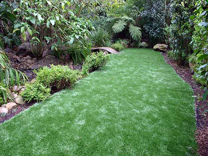 Green Lawn Covina, California Backyard Deck Ideas, Backyards